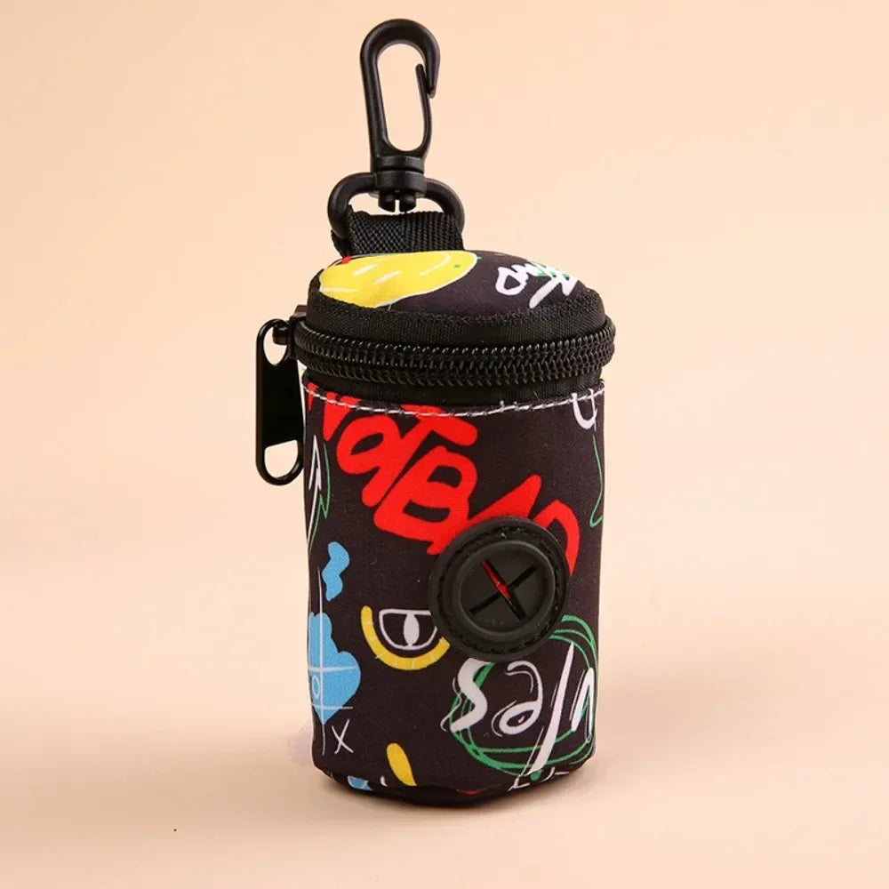 Dispensador de Bolsas para Excrementos de Perro Colgable con Cremallera Accesorio para Pasear Perros Soporte para Bolsas de Basura Portátil Lindo Organizador de Bolsas de Basura Suministros para Mascotas