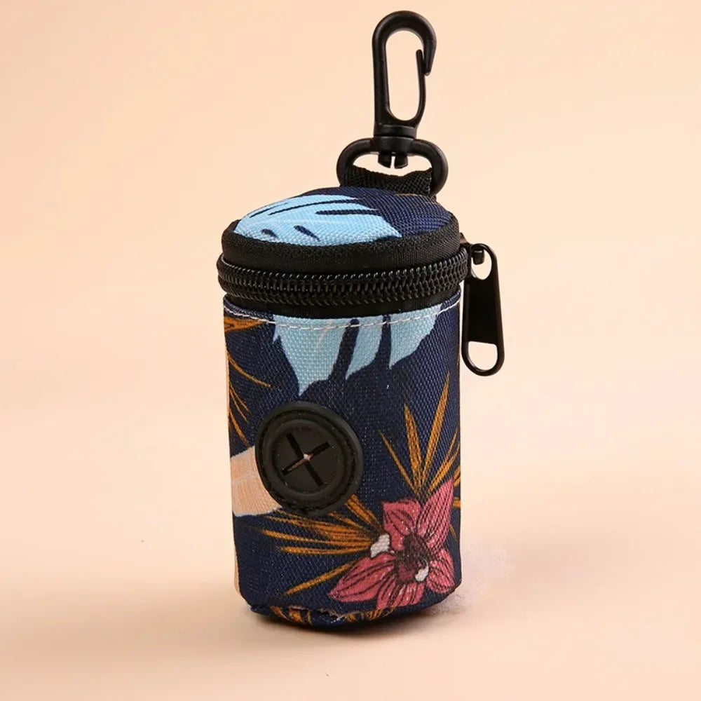 Dispensador de Bolsas para Excrementos de Perro Colgable con Cremallera Accesorio para Pasear Perros Soporte para Bolsas de Basura Portátil Lindo Organizador de Bolsas de Basura Suministros para Mascotas