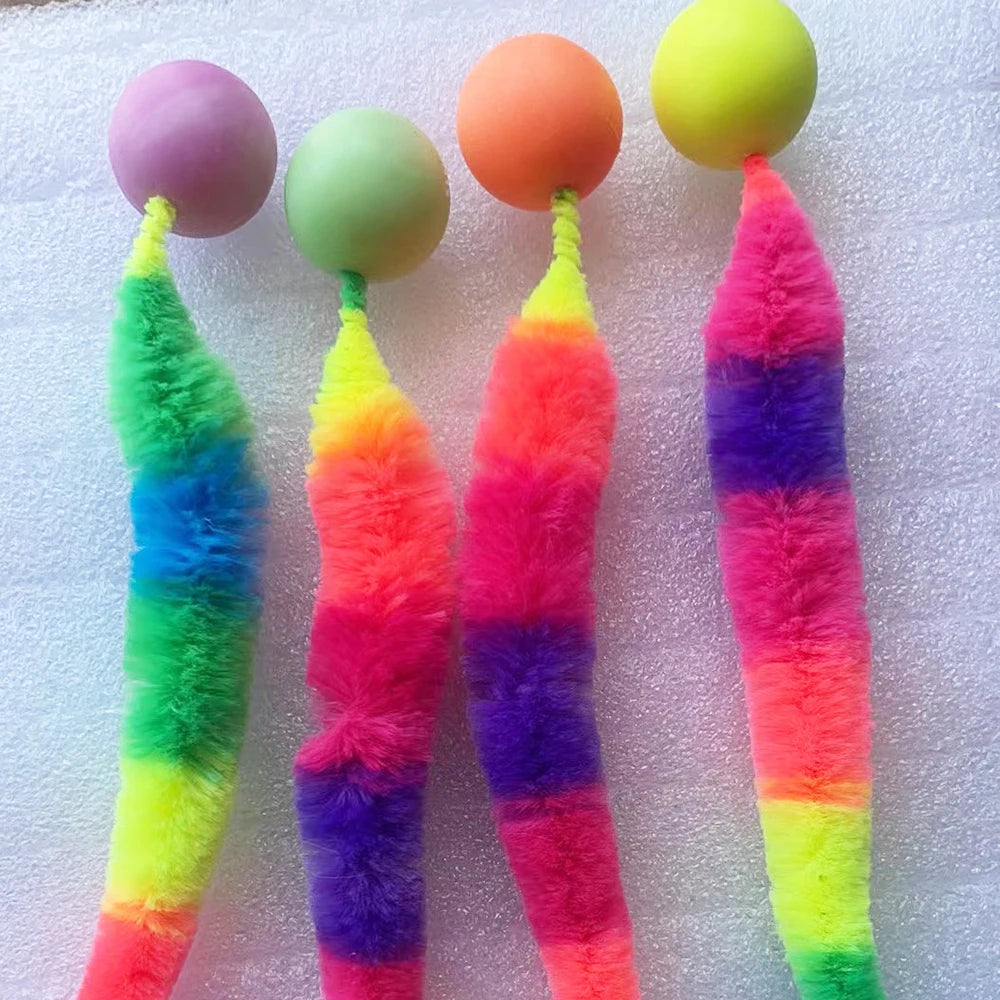 Jouets interactifs pour chats, balle rebondissante colorée, jouet en forme de chenille pour chat d'intérieur, jouet élastique